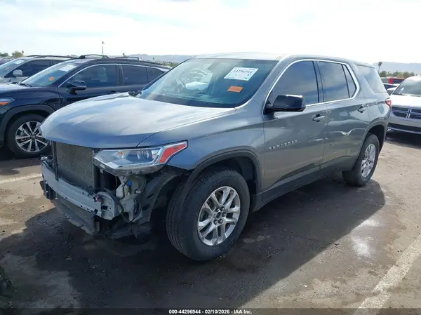 1GNEVFKW0LJ264952 2020 CHEVROLET TRAVERSE - Image 2