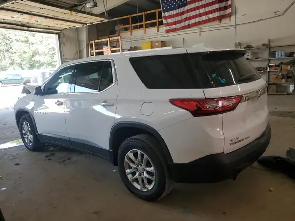 1GNEVFKW0MJ182544 2021 CHEVROLET TRAVERSE - Image 2