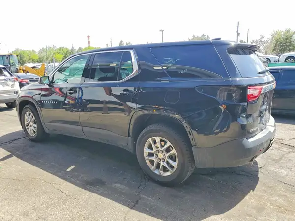 1GNEVFKW0MJ258070 2021 CHEVROLET TRAVERSE - Image 2