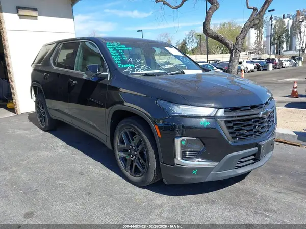 1GNEVFKW0NJ158102 2022 CHEVROLET TRAVERSE - Image 1