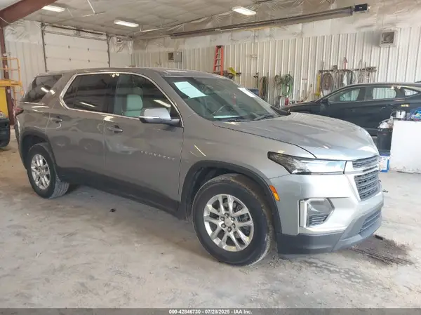 1GNEVFKW0PJ225137 2023 CHEVROLET TRAVERSE - Image 1