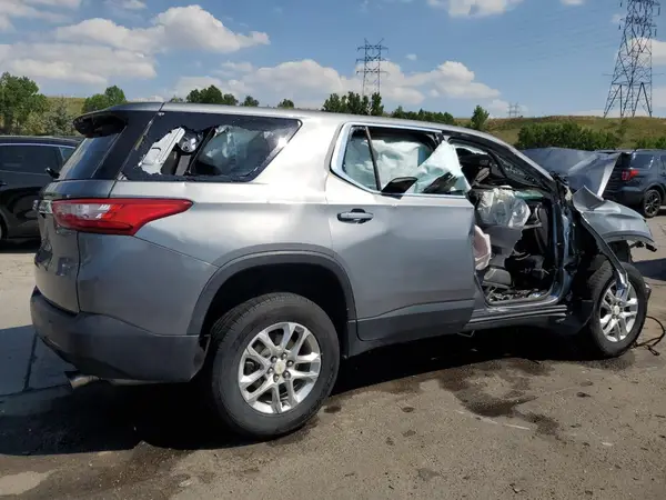 1GNEVFKW1JJ196125 2018 CHEVROLET TRAVERSE - Image 2