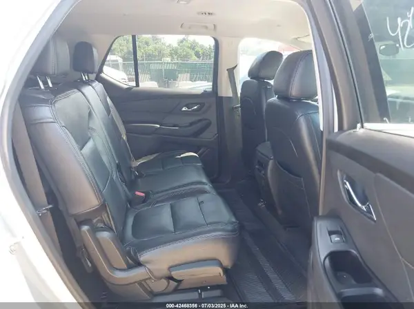 1GNEVFKW1KJ156127 2019 CHEVROLET TRAVERSE - Image 8