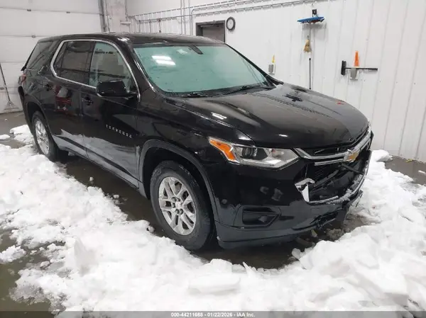 1GNEVFKW1KJ270631 2019 CHEVROLET TRAVERSE - Image 1