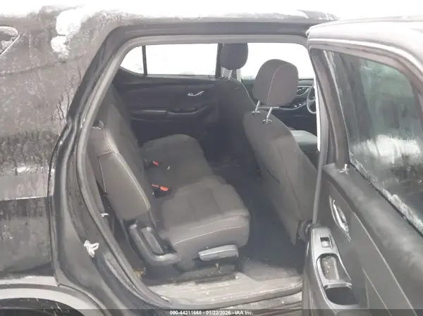 1GNEVFKW1KJ270631 2019 CHEVROLET TRAVERSE - Image 8