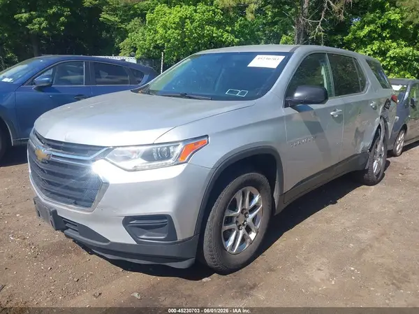 1GNEVFKW1KJ279877 2019 CHEVROLET TRAVERSE - Image 2
