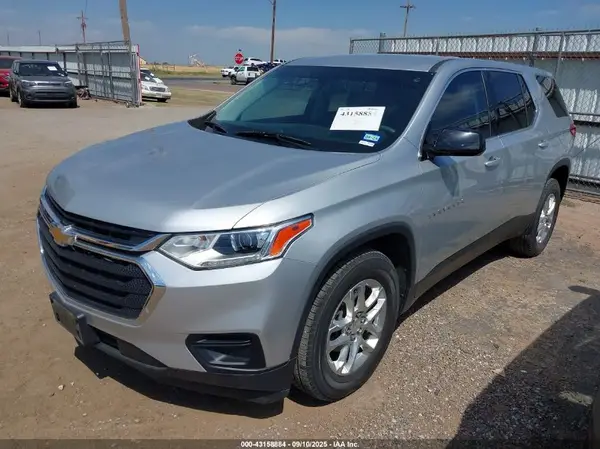 1GNEVFKW1KJ285307 2019 CHEVROLET TRAVERSE - Image 2