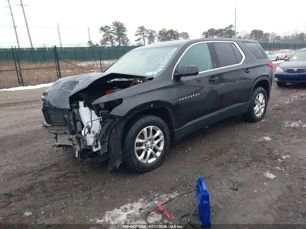 1GNEVFKW1KJ298963 2019 CHEVROLET TRAVERSE - Image 2