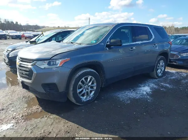 1GNEVFKW1LJ104546 2020 CHEVROLET TRAVERSE - Image 2