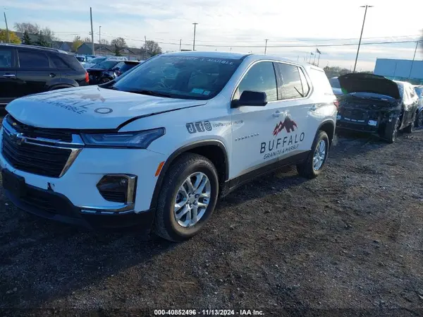 1GNEVFKW1PJ326817 2023 CHEVROLET TRAVERSE - Image 2