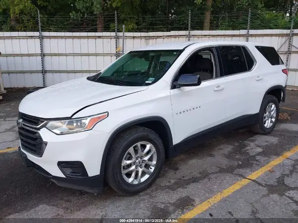 1GNEVFKW2JJ254212 2018 CHEVROLET TRAVERSE - Image 2
