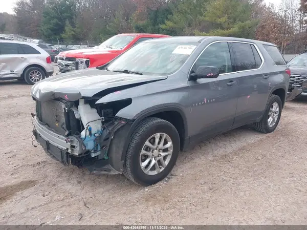 1GNEVFKW2KJ219316 2019 CHEVROLET TRAVERSE - Image 2