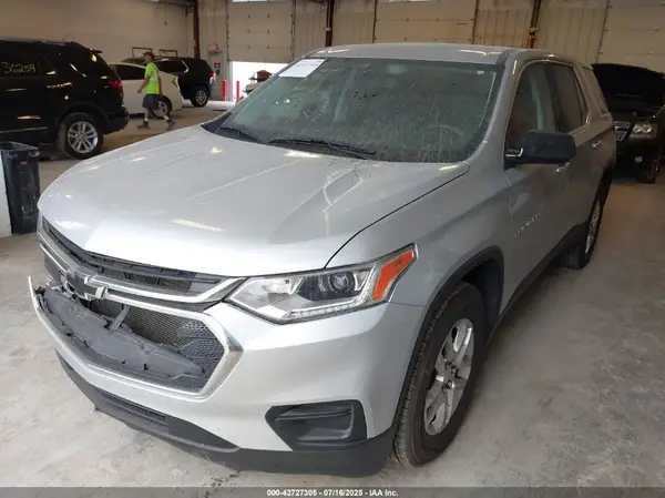 1GNEVFKW2LJ192507 2020 CHEVROLET TRAVERSE - Image 2