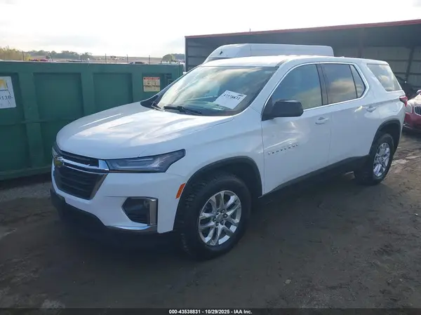 1GNEVFKW2NJ110617 2022 CHEVROLET TRAVERSE - Image 2
