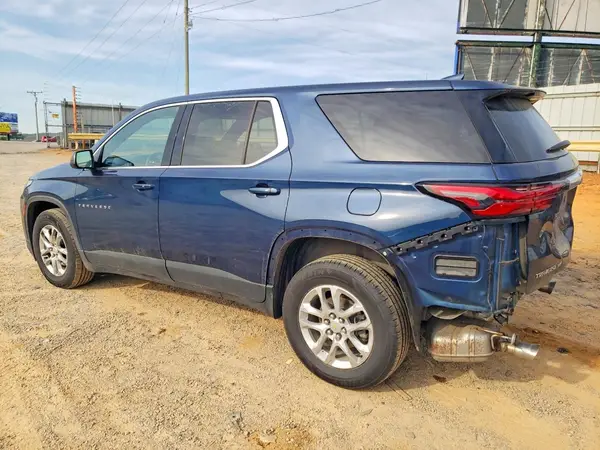 1GNEVFKW2PJ237161 2023 CHEVROLET TRAVERSE - Image 2