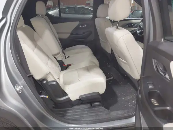 1GNEVFKW2PJ329757 2023 CHEVROLET TRAVERSE - Image 8