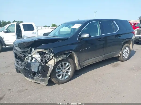 1GNEVFKW3JJ111155 2018 CHEVROLET TRAVERSE - Image 2