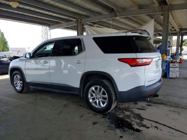 1GNEVFKW3JJ151266 2018 CHEVROLET TRAVERSE - Image 2