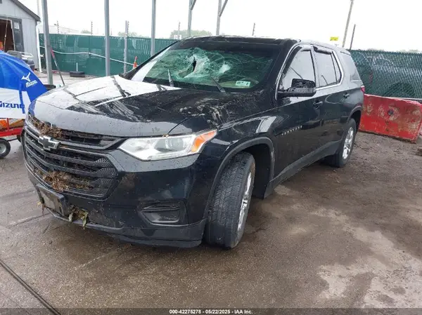 1GNEVFKW3JJ197051 2018 CHEVROLET TRAVERSE - Image 2
