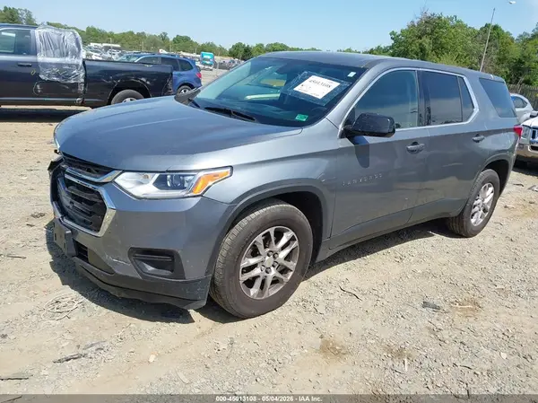 1GNEVFKW3KJ192188 2019 CHEVROLET TRAVERSE - Image 2