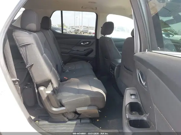 1GNEVFKW3KJ226307 2019 CHEVROLET TRAVERSE - Image 8