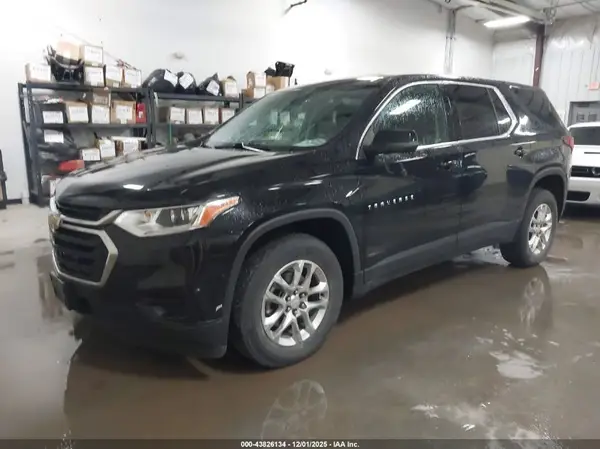 1GNEVFKW3MJ107420 2021 CHEVROLET TRAVERSE - Image 2