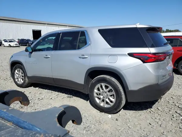 1GNEVFKW3NJ100730 2022 CHEVROLET TRAVERSE - Image 2