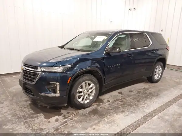 1GNEVFKW3NJ100968 2022 CHEVROLET TRAVERSE - Image 2