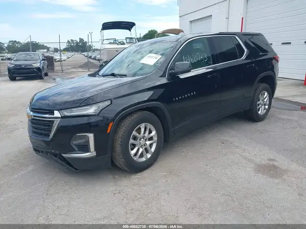 1GNEVFKW3NJ160913 2022 CHEVROLET TRAVERSE - Image 2