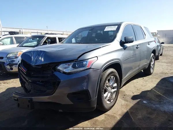 1GNEVFKW4JJ131379 2018 CHEVROLET TRAVERSE - Image 2