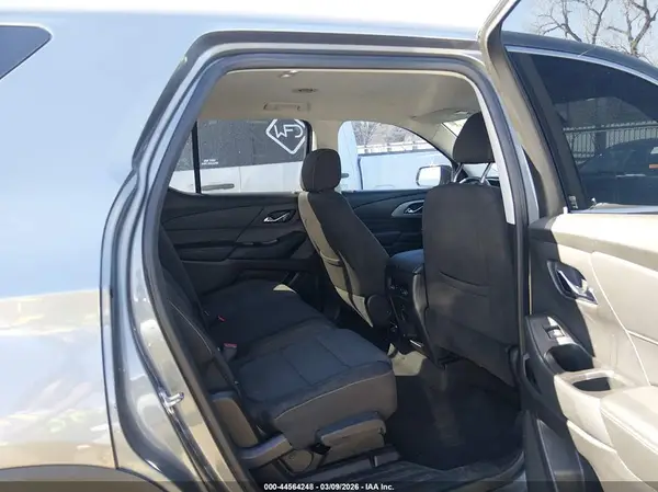 1GNEVFKW4JJ131379 2018 CHEVROLET TRAVERSE - Image 8