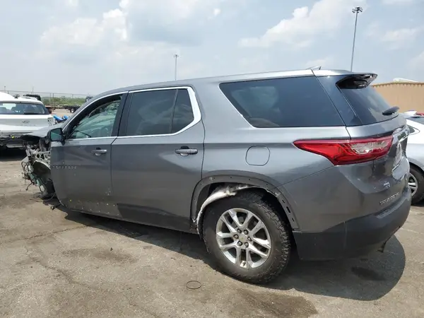 1GNEVFKW4JJ266829 2018 CHEVROLET TRAVERSE - Image 2