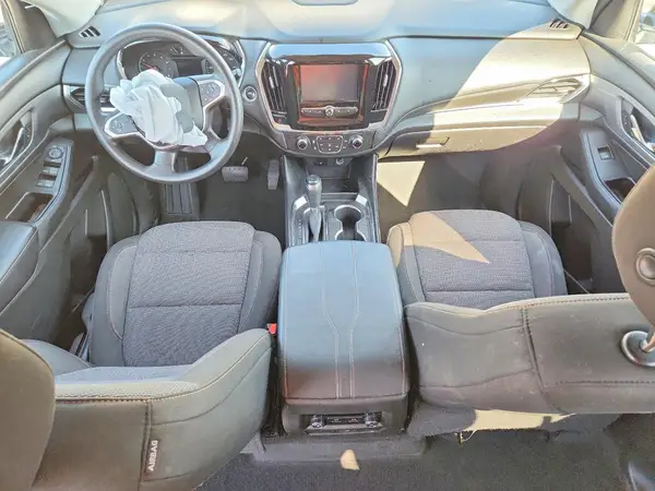 1GNEVFKW4JJ272596 2018 CHEVROLET TRAVERSE - Image 8