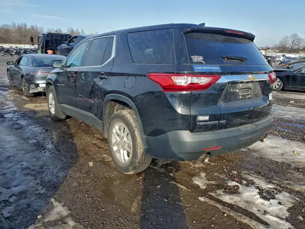 1GNEVFKW4MJ135064 2021 CHEVROLET TRAVERSE - Image 2