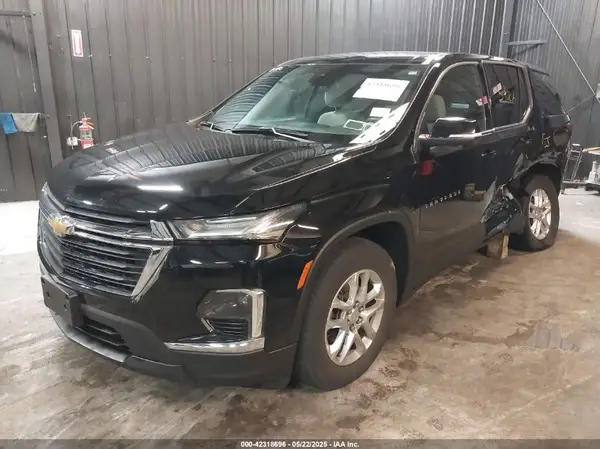 1GNEVFKW4PJ206915 2023 CHEVROLET TRAVERSE - Image 2