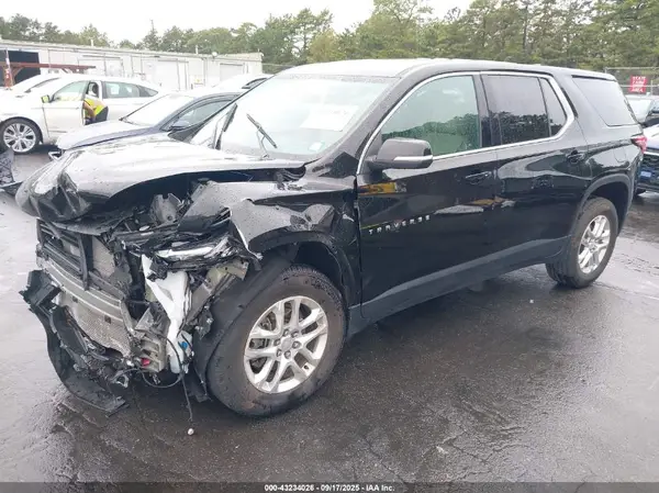1GNEVFKW4PJ325984 2023 CHEVROLET TRAVERSE - Image 2