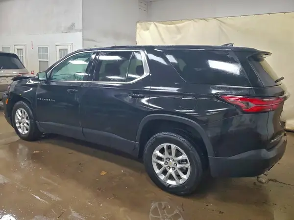 1GNEVFKW4PJ329159 2023 CHEVROLET TRAVERSE - Image 2