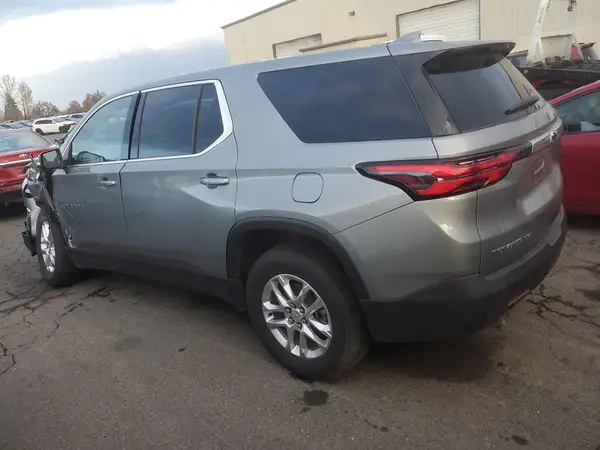 1GNEVFKW4PJ339898 2023 CHEVROLET TRAVERSE - Image 2