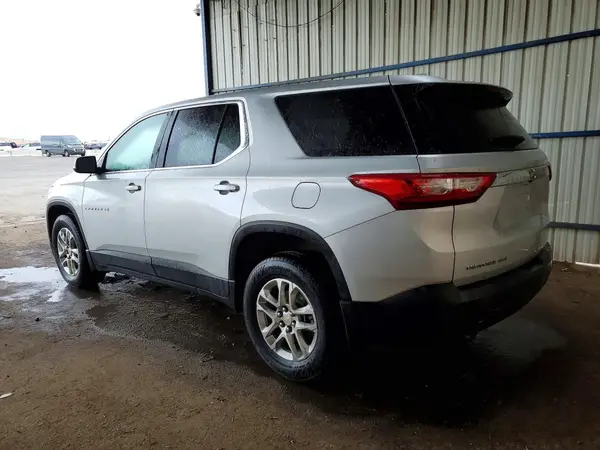 1GNEVFKW5JJ206798 2018 CHEVROLET TRAVERSE - Image 2
