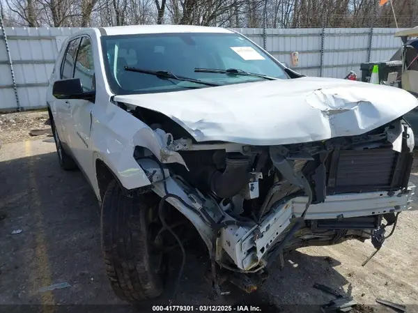 1GNEVFKW5JJ211662 2018 CHEVROLET TRAVERSE - Image 1