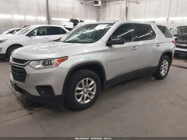 1GNEVFKW5KJ176770 2019 CHEVROLET TRAVERSE - Image 2