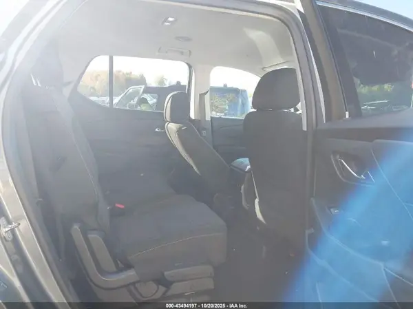 1GNEVFKW5KJ248857 2019 CHEVROLET TRAVERSE - Image 8