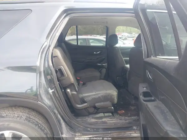 1GNEVFKW5KJ250906 2019 CHEVROLET TRAVERSE - Image 8