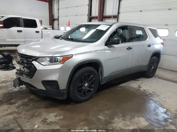 1GNEVFKW5KJ251869 2019 CHEVROLET TRAVERSE - Image 2