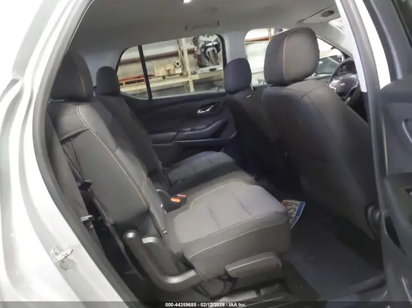 1GNEVFKW5KJ251869 2019 CHEVROLET TRAVERSE - Image 8