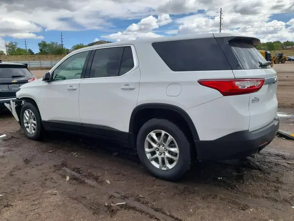 1GNEVFKW5MJ190302 2021 CHEVROLET TRAVERSE - Image 2