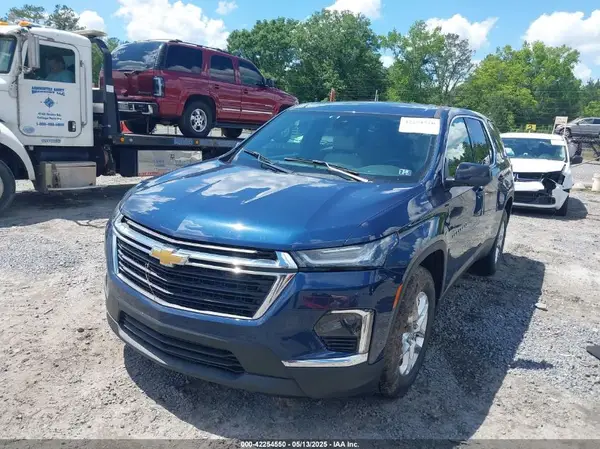 1GNEVFKW5NJ100986 2022 CHEVROLET TRAVERSE - Image 2