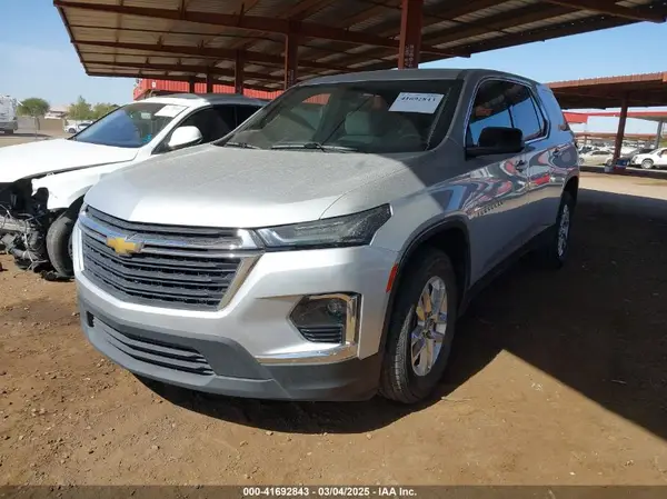 1GNEVFKW5NJ122499 2022 CHEVROLET TRAVERSE - Image 2