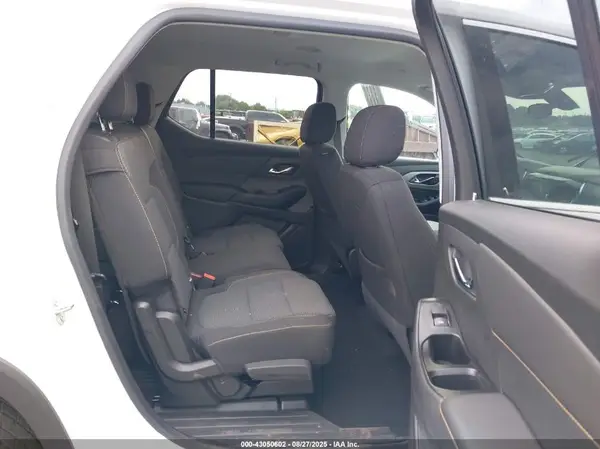 1GNEVFKW6JJ133733 2018 CHEVROLET TRAVERSE - Image 8