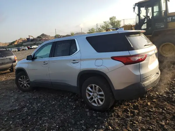1GNEVFKW6JJ199862 2018 CHEVROLET TRAVERSE - Image 2